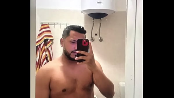 Mr. Walter Basilio, a great porn actor, decides to pose these nudes Thumbnail