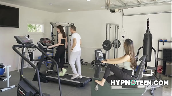 HypnoTeen - Teens Dont Notice Getting Dicked In The Gym