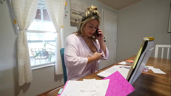 My Step-Mom Needs a Co-Star