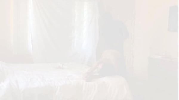 Peeping Tom catches Honeydip731 playing with her pussy!