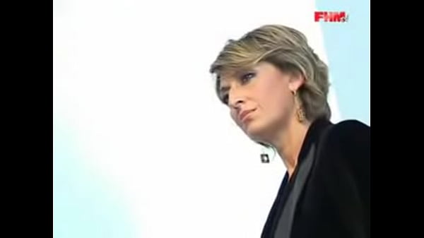 Sexy MILF Maya porn Thumbnail