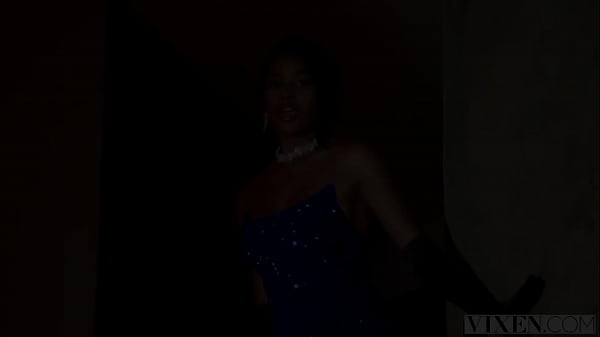 VIXEN Sultry Singer Nicole Seduces Her Longtime Crush