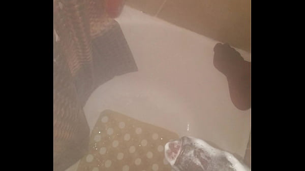 Shower fun Thumbnail