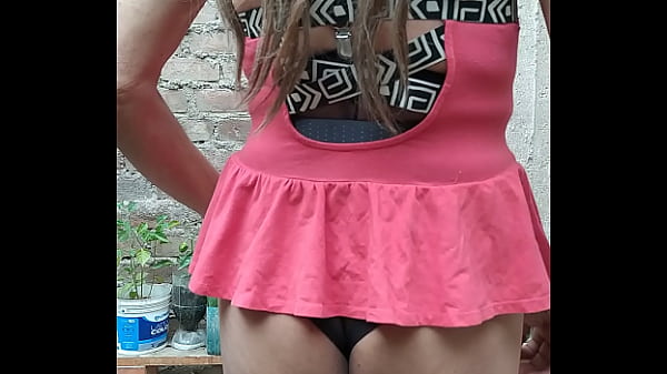 Excitando a mi cliente que llegó a mi antro a destrosar mi ano…