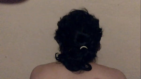 Moving buttocks to warm up Thumbnail