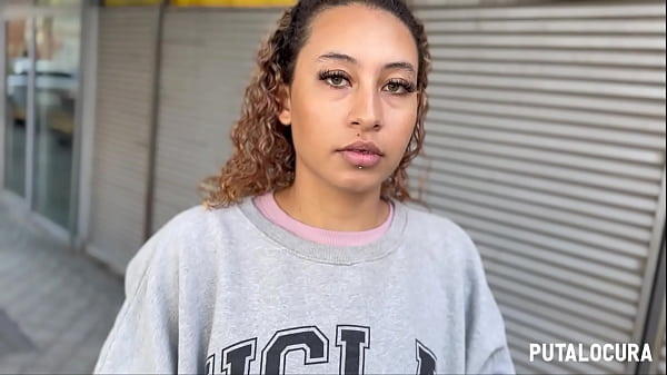 PutaLocura - La universitaria Jazmin se folla a Torbe y traga su lefa en Pilladas.