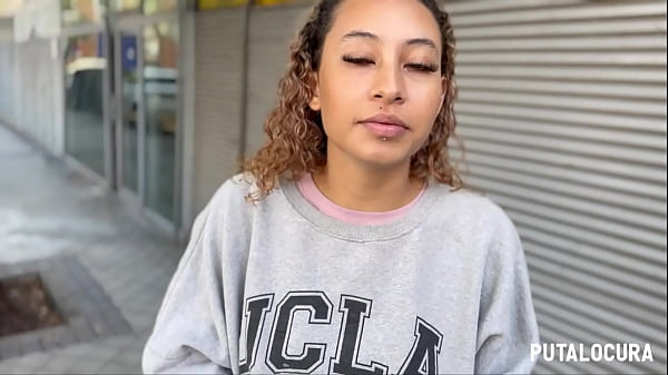 PutaLocura - La universitaria Jazmin se folla a Torbe y traga su lefa en Pilladas.