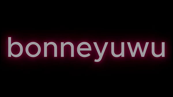 Bonneyuwu - 4:49 sucking dildo, mirror Thumbnail