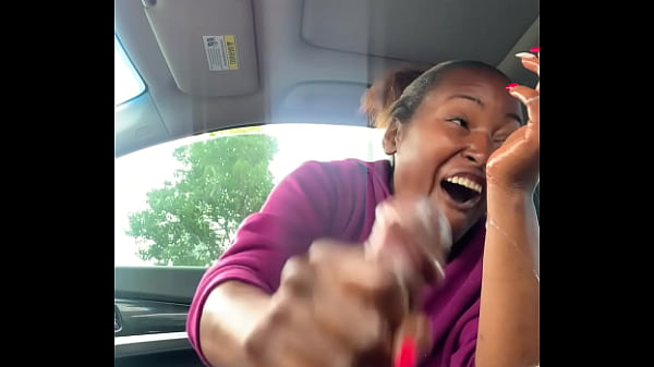 Quick handjob in car