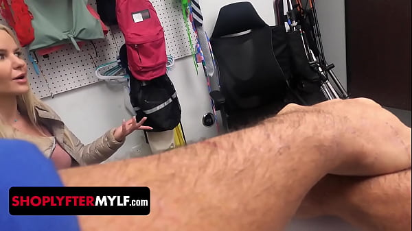 Blonde Milf Slimthick Vic Gets Deep Cavity Search And Sloppy Facial Cumshot - Shoplyfter Mylf