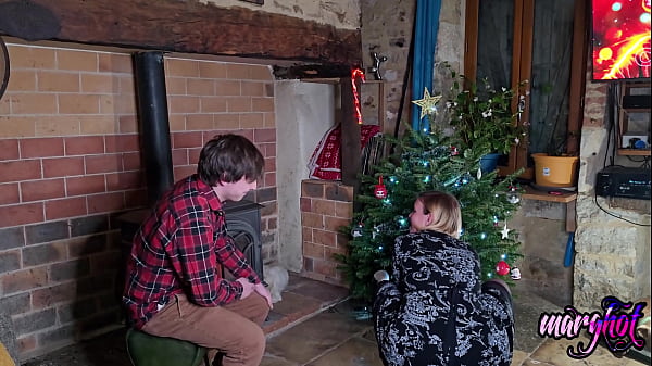 the magic of Christmas a beautiful kiss the step mom I install the Christmas decoration, ... Thumbnail