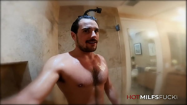 Super Hot Young Mommy Stephanie Love Milks Cock In First Porn Debut!