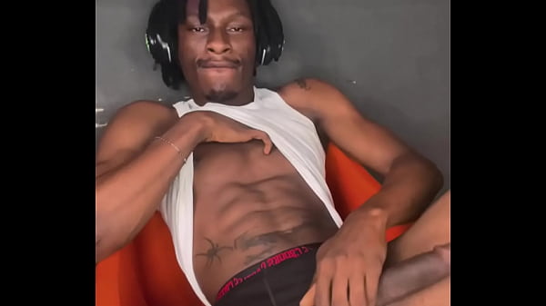 Solo stilesbhalifa masturbar vídeo