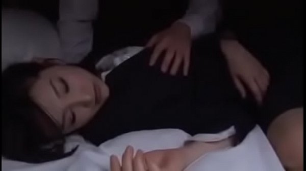 泥酔して火照ったカラダを持て余すＯＬを拾ったタクシー運転手