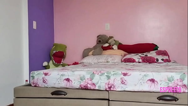 Caught his friend's sister in the room Thumbnail