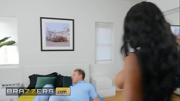 Van Tries His Luck & Finds Out That His Roomie's Girlfriend Jaymee Green Is A Total Cheater - BRAZZERS