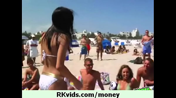 Currency for live hookup in public place 18