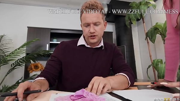 Busty Stepsister Seduction.Desiree Dulce / Brazzers  / stream full from www.zzfull.com/mess