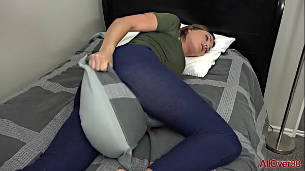 Krissy lynn pillow humping