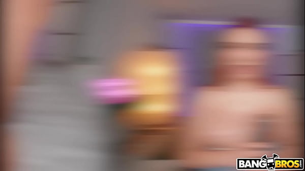 Paola Gets Huge Creampie