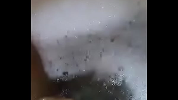 Ebony masterbate in bath Thumbnail