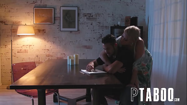 Ryan Keely Seduces Her Hottie to Nuru Sex