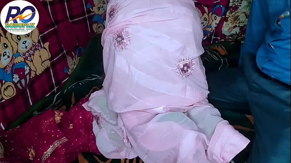 Episode (2)Desi bride Bhabhi’s ass was fucked hard by her brother-in-law in doggy style on the wedding night, he took off her saree and masturbated her pussy, the bride was happy, Hindi audio Claire V