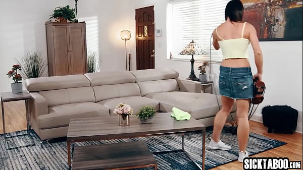 Stuck MILF nanny with no panties Riley Jacobs fucked hard by perverted big cock guy Preston Parker