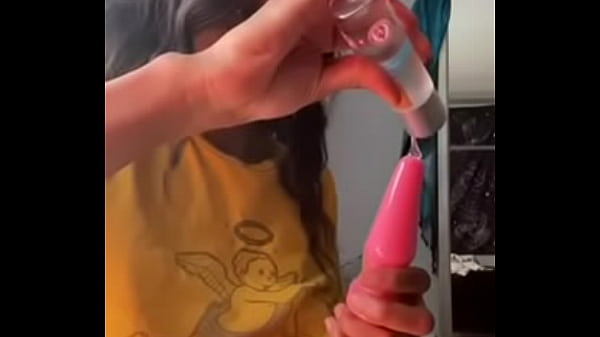 Daje new butt plug Thumbnail