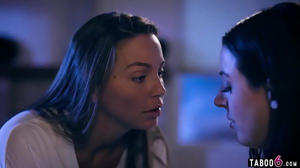 Lesbian cheating with her curvy friend while husband is gone