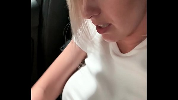 Omg so risky! Tight pussy fingered to orgasm in the public car park