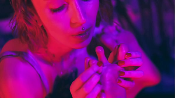 I Want To Worship Your Sexy Feet: Bia Roman & Sam Quinn Thumbnail