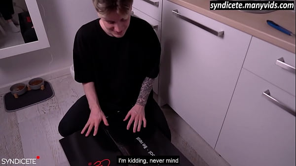 Thanked the delivery girl for delivering a heavy package | Tantaly doll | threesome with a doll