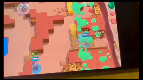 O idiota argentino é completamente humilhado e penetrado pela tempestade, recebendo o que merece