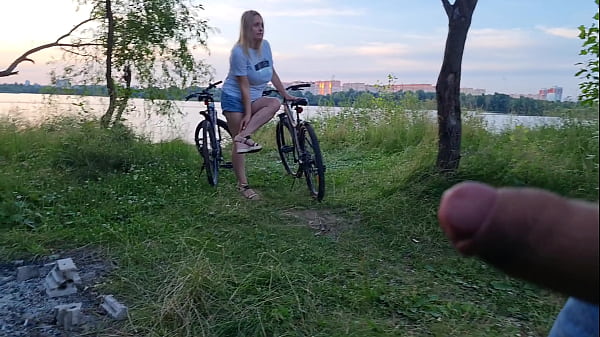 I public jerk off dick near unknown busty blonde girl and she want look how i masturbate and want touch my cock