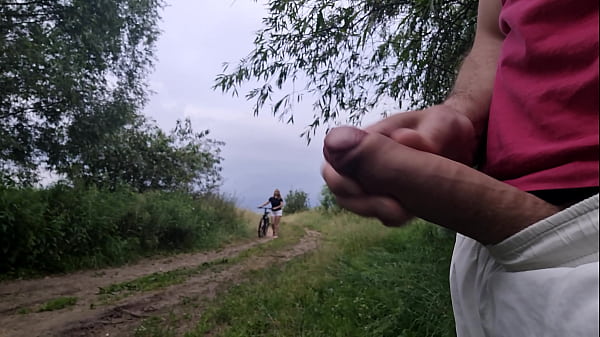 I public jerk off dick near unknown busty blonde girl and she want look how i masturbate and want touch my cock