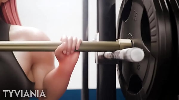 Mujer musculosa acorrala a femboy en el gimnasio.