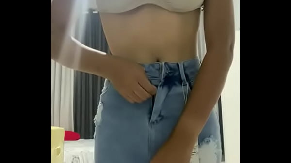 hot young lady Thumbnail