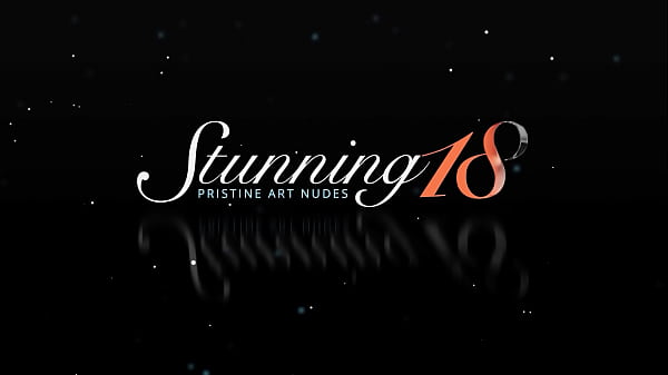 Blonde Teen Paula Z Massages Her Pussy In The Tub!