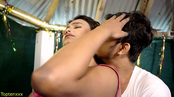 Dudwala ne nika la pura dud! Indian Beautiful Bhabhi Sex