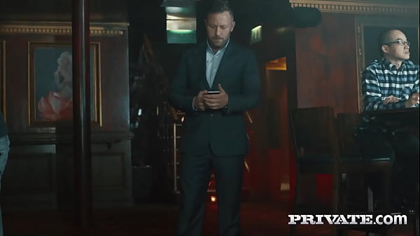 Private.com - Horny Babe Taylor Sands Loves A Cumshot To Her Cute Face