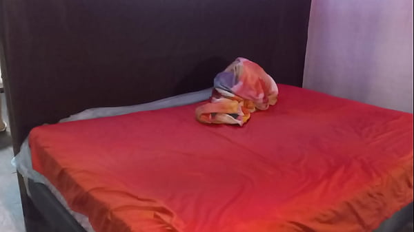 INCREIBLE!! SEXO CON LA HERMOSA MUJER MEXICANA DEL BURDEL,  ELLA REALIZO MOVIMIENTOS EROTICOS EN LA CAMA, LUEGO NOS CALENTAMOS Y FOLLAMOS CON MUCHA INTENSIDAD, GEMIA COMO ZORRA EN CELO Y CABALGABA COMO PUTA REAL. 1