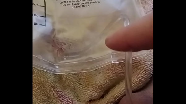 Catheter in wet pussy, can't stop peeing....