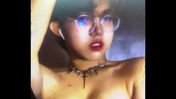 ชักว่าวใส่รูปสาวหล่อ