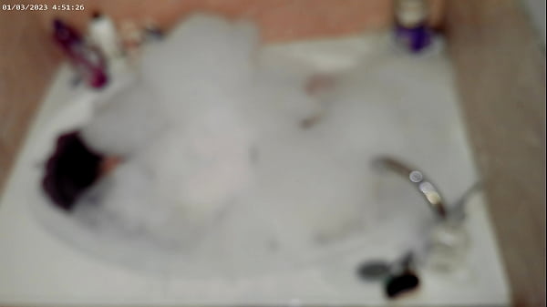 Solo Bubble Bathing Boy Thumbnail