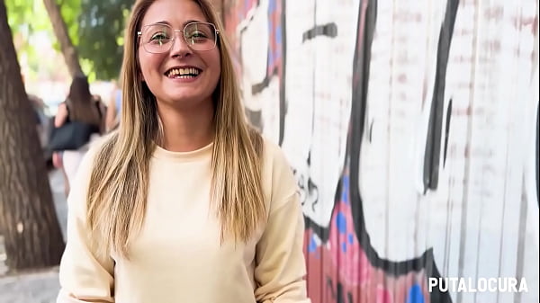 PutaLocura - La manchega candente Lucía Gold traga lefa de Torbe en pilladas.