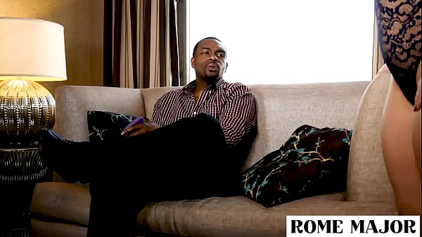 Rome Major Facializes Prime Carmen Valentina! She Got A Big Butt!