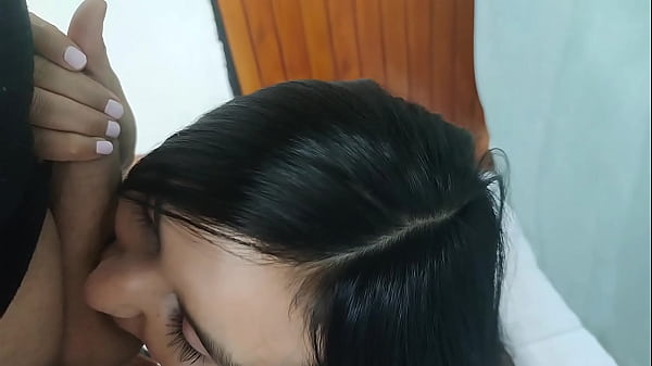 My neighbor's wife is not there and I take the opportunity to bring some books to his house, we ended up taking them before his wife arrived!!