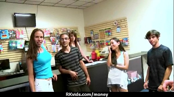 Amateurse kutje betaalt de huur! 24 5