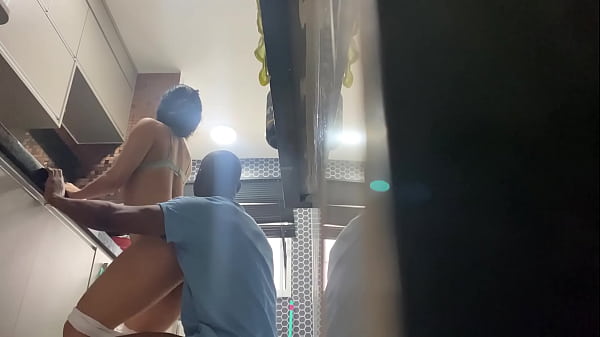 Ele me fodeu e e filmou escondido esse safado